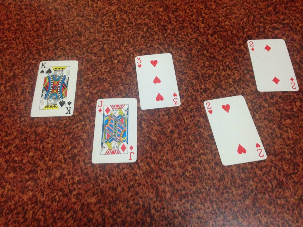 射龍門玩法規則、贏分秘訣教學，讓你過年同樂贏獎金！